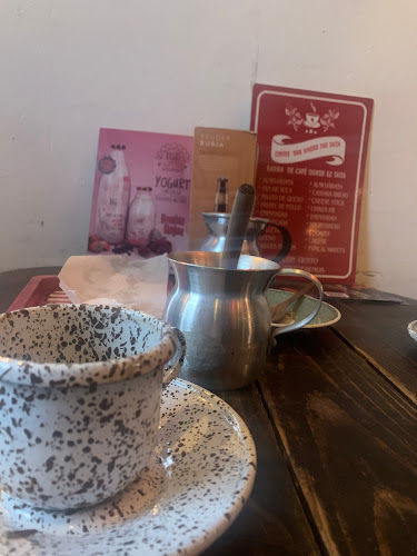 Opinii despre Barra de cafe donde el Taita Coffee bar donde el Taita în Zipaquirá - Gastronomía y hostelería