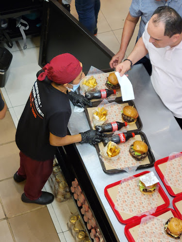 Av. Colombia #660, San Pedro, Cali, Valle del Cauca