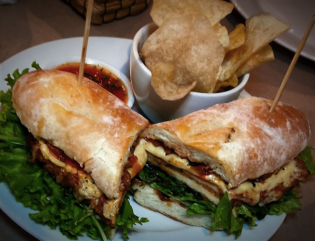 Lucio Carbón y Vino