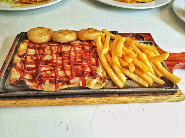 Burgue´s Pollo - Gastronomía y hostelería