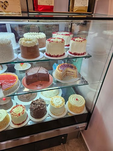 Mommys Pastelería Sotomayor - Gastronomía y hostelería