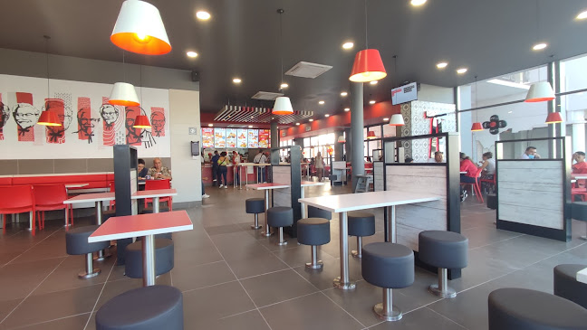 KFC El León Girardot - Gastronomía y hostelería