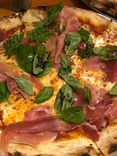 Cra. 40 #35- Esquina, Tuluá, Valle del Cauca