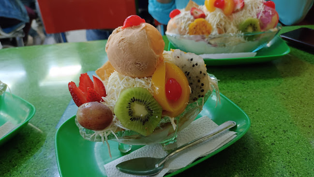 Opinii despre FRUTERIA Y HELADERIA WIMPYS 95 în Bogotá - Gastronomía y hostelería