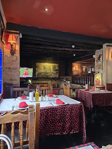 Opinii despre Tasca La Puerta de Alcalá în Bogotá - Gastronomía y hostelería