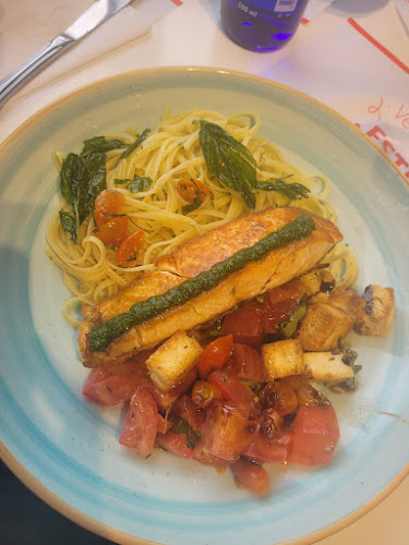 Cra 27 #29-145, Parque Caracolí, Local LB 404, Floridablanca, Santander