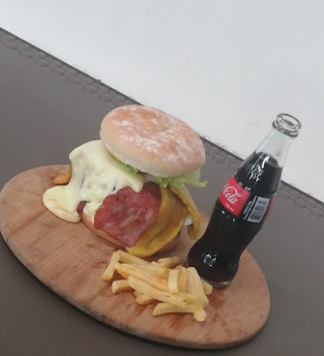 Mi Llano Parrilla - Gastronomía y hostelería