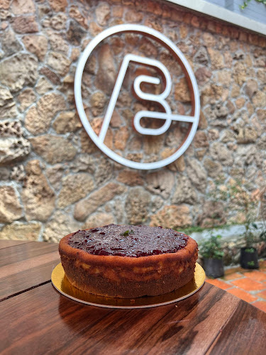 Cra. 35a #48-109, Cabecera del llano, Bucaramanga, Santander