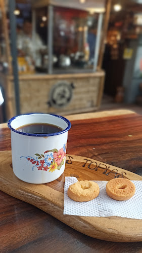 Café Las tres topias