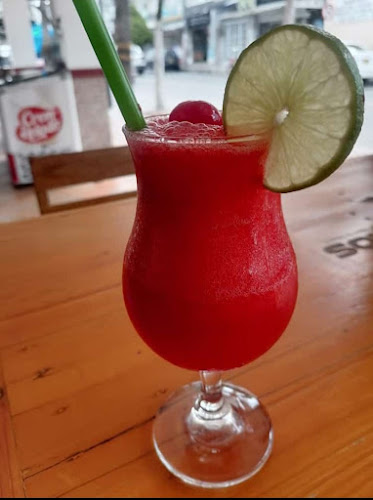 Frutería y heladería frutti belo - Gastronomía y hostelería