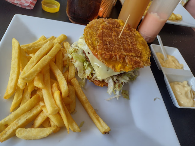 Comentarii opinii despre El Establo Parrilla y Bar