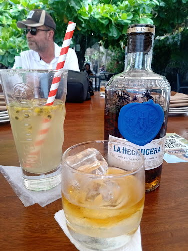 Mediterraneo Bar Restaurante - Pradomar, Puerto Colombia