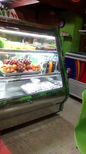 Opinii despre Heladería La Poderosa Cartago în Cartago - Gastronomía y hostelería