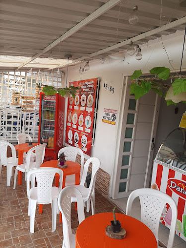 The Fusion of Creams Heladería