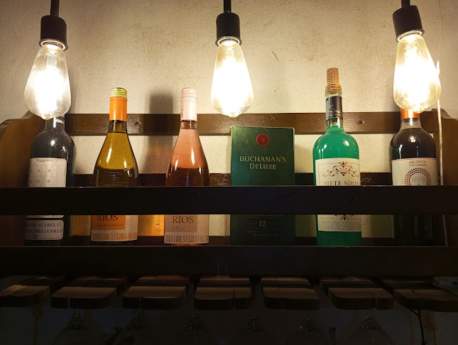 MiniBar Tabaco y Chanel