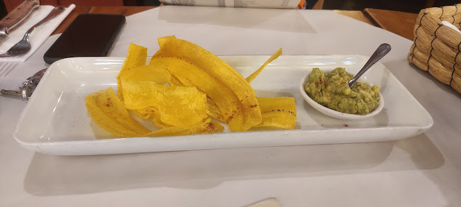 Lucio Carbón y Vino