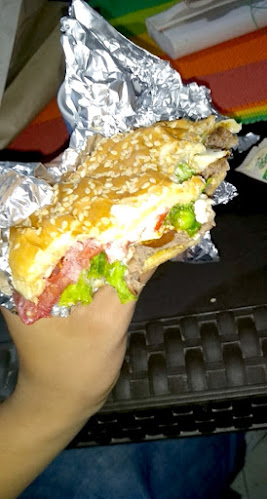 Krustyland La Plata - Gastronomía y hostelería