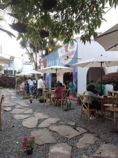 El Sombrerero Café Brunch