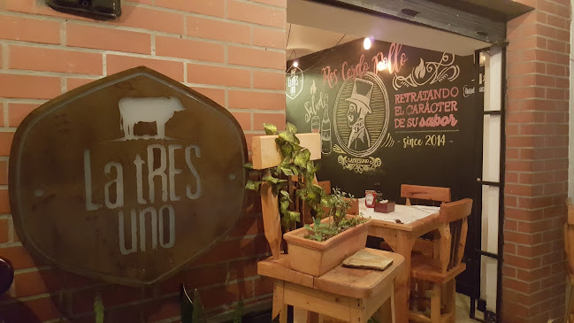 La Tres Uno · Parrilla - Gastronomía y hostelería