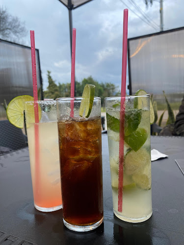 Opinii despre Licorera Label 24 în Chía - Gastronomía y hostelería