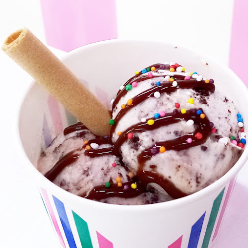 Opinii despre ROCKLICIOUS HELADERIA RETRO în Bogotá - Gastronomía y hostelería