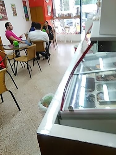 Delicious Gelato Café