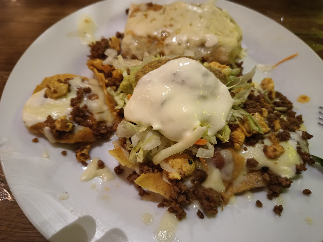 Comentarii opinii despre MEXICAN CHILI'S RESTAURANTE BAR - Restaurantes Mexicanos - Nachos - Burritos - Quesadillas - Tacos Texmex - Cocteles