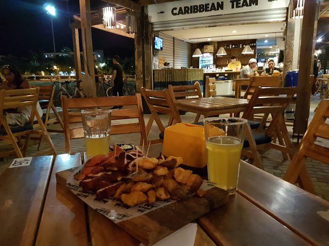 Comentarii opinii despre Caribbean Team