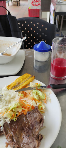 Opinii despre Restaurante LuzA / Para comer como en casa în Manizales - Gastronomía y hostelería