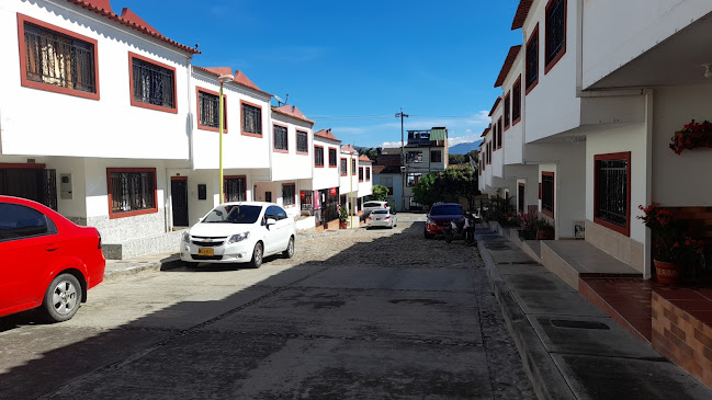 San Antonio del Carrizal, Cra. 22 C #Local 1, Girón, Santander