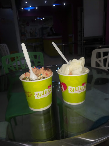 Comentarii opinii despre Yülika Granada