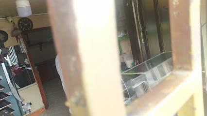 Buñueleria y cafetería pare y compare