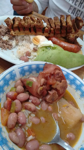 Cl. 37 Sur #35-06, Zona 9, Envigado, Antioquia