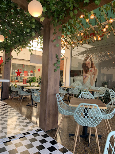 Macadamia Unicentro, Pasto