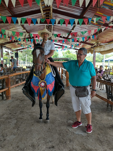 El Corcel Blanco - Restaurante Bar - Gastronomía y hostelería