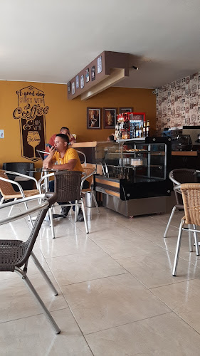 Opinii despre MonteReal Coffee Shop în Montenegro - Gastronomía y hostelería