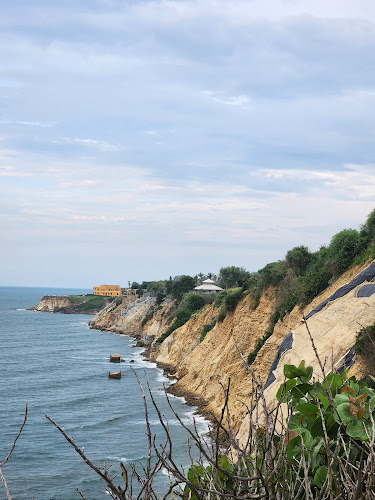 En la bajada hacia Pradomar a mano derecha, Cl. 3 #26-183, Pradomar, Puerto Colombia, Atlántico