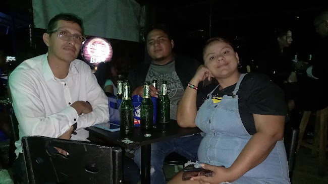 Comentarii opinii despre NADINE KARAOKE BAR