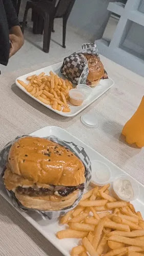 Comentarii opinii despre LA PAMPA BURGER