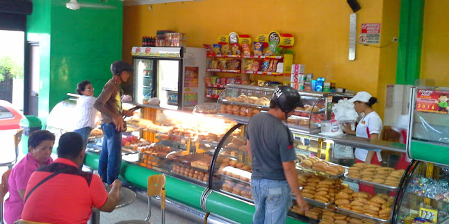 Opinii despre Panaderia 2000 în La Dorada - Gastronomía y hostelería