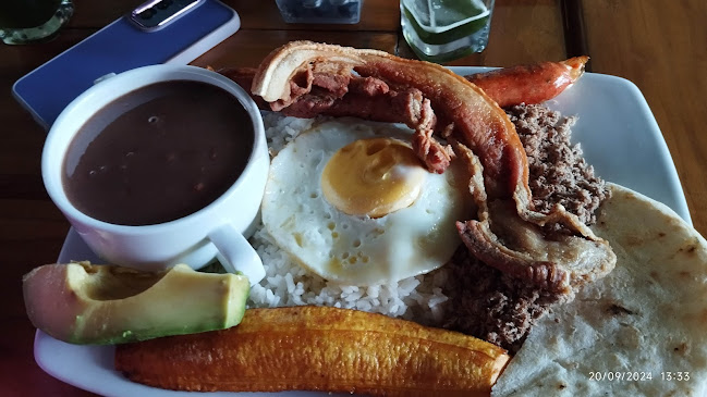 Azahar Restaurante Bar - Montenegro