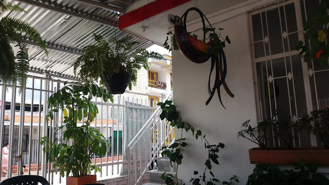 Restaurante Vegetariano Gira El Sol - Gastronomía y hostelería