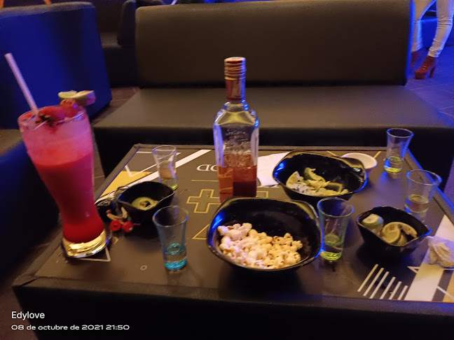 Cafe de Pelicula (Cafe Bar)