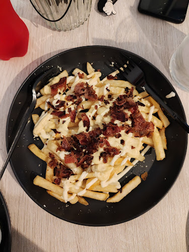 LA PAMPA BURGER - Corozal