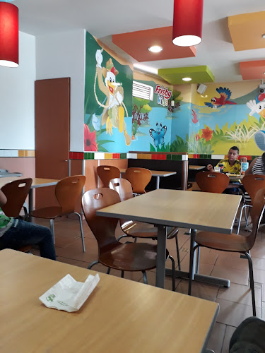 Opinii despre Frisby Portal de La Pradera în Dosquebradas - Gastronomía y hostelería