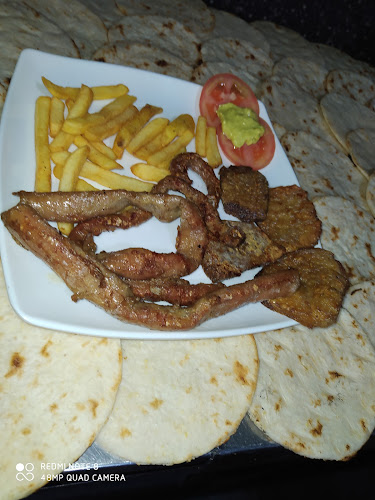 Comentarii opinii despre Chuzos Pereira lo mejor.