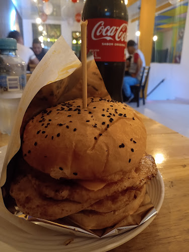 Comentarii opinii despre El chamo arepa & burguer