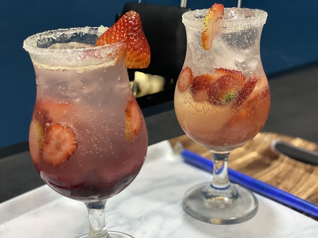 La Pizzería by Carbón y Sazón