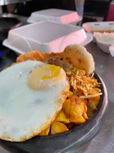 Opinii despre Las cazuelas paisas în Turbo - Gastronomía y hostelería