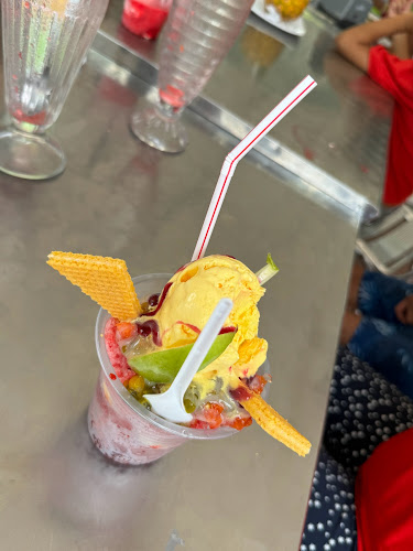 Opinii despre Bulevar Negocios Venta De Salpicon Frutas. Oriilas Rio Tulua. în Tuluá - Gastronomía y hostelería